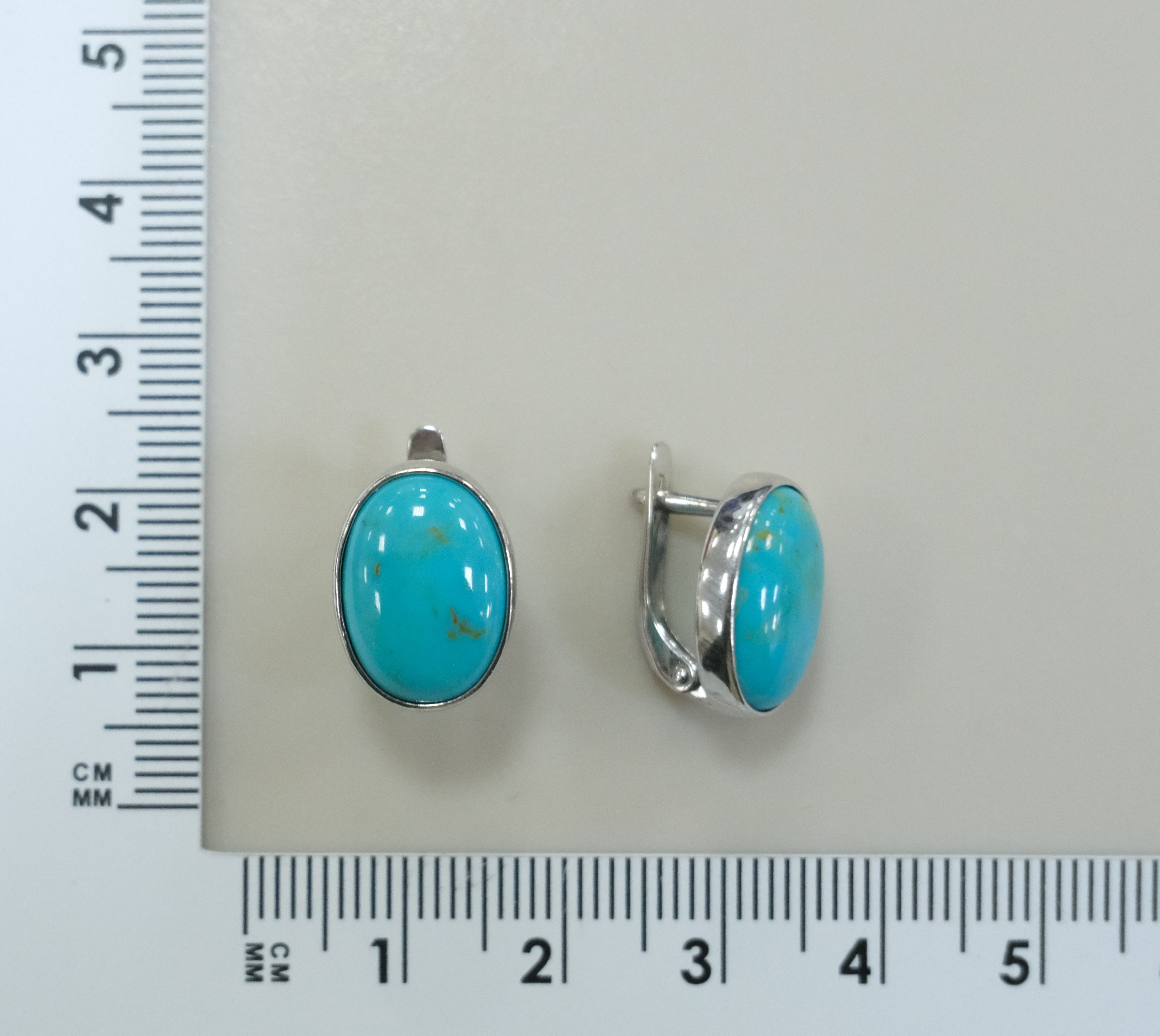 Серебряные серьги с бирюзой